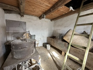 Casa la tara, 4000 mp teren, utilitati, acces A10, sat Dumbrava - imagine 14