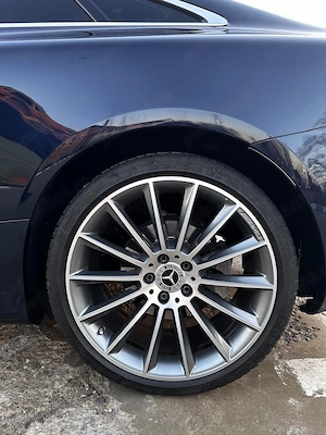 Mercedes E-class Coupe E220d - imagine 3