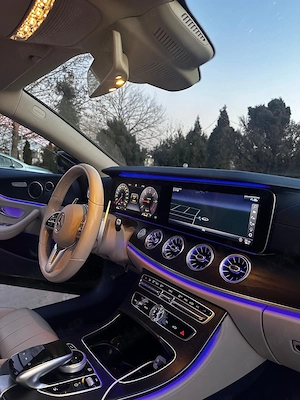 Mercedes E-class Coupe E220d - imagine 8