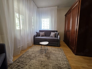Apartament 3 camere zona Catedrală  - imagine 3