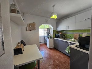 Apartament 3 camere decomandat Soarelui langa Spitalul Judetean - imagine 2