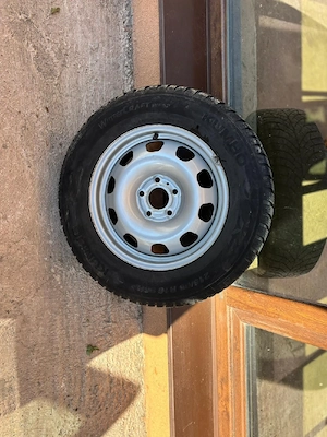 Set 4 roți iarnă complete Kumho WinterCraft WP52 215/65 R16 98H + jante tablă. Folosite 2 sezoane, s - imagine 4