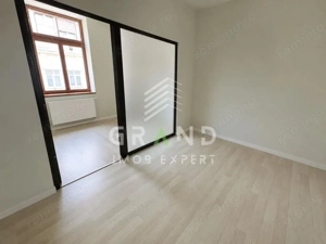 Spațiu birouri 100 mp,ultracentral Cluj-Napoca–Str.Iuliu Maniu | Parter înalt - imagine 5