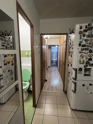 Apartament 3 camere parter  cu balcon decomandat amenajat zona Girocului  - imagine 3