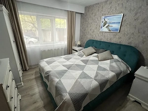 Apartament 3 camere parter  cu balcon decomandat amenajat zona Girocului  - imagine 6