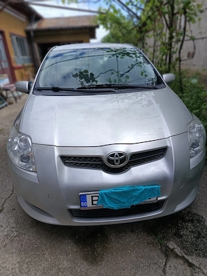 Vand Toyota Auris 1,4 D - imagine 2