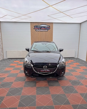   MAZDA 2 , AN 2015   12 . Km reali 90.000 . RAR+ITP. Garantie 12 luni . Buy-Back . Test-Drive .  - imagine 3