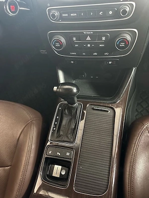 Kia Sorento XM FL 2013 2.2 AWD - imagine 5