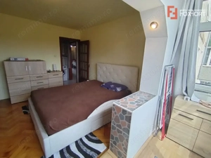 Apartament cu 3 camere de vanzare in zona Soarelui - imagine 10