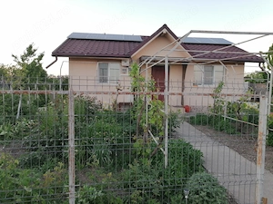 Casă de vânzare 