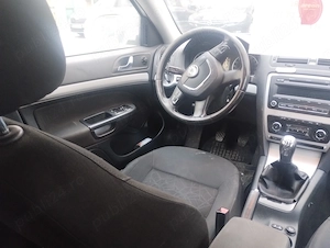 Vând Skoda Octavia 2012 - imagine 4