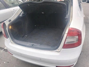 Vând Skoda Octavia 2012 - imagine 2