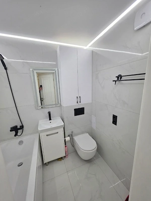Inchiriez garsoniera in Militari Residence - imagine 3