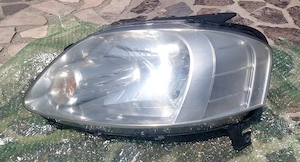 far stanga Volkswagen Fox