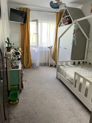 Iasi - Dacia - Sc. G. Cosbuc - 3 Camere decomandat - parter bine izolat - imagine 5