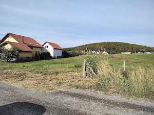 teren intravilan de vânzare 