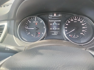 Vând Nissan qashqai din 2014  - imagine 4