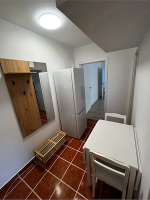 Proprietar - Închiriez apartament cu 2 camere - imagine 5