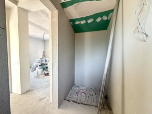 Duplex despartit prin camera tehnica, 5 camere, 110 mp utili - Dumbravita - imagine 12
