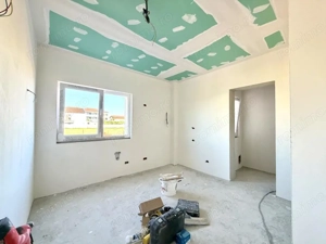 Duplex despartit prin camera tehnica, 5 camere, 110 mp utili - Dumbravita - imagine 8