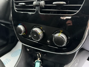 Renault Clio - imagine 18