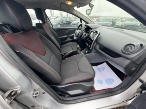 Renault Clio - imagine 16