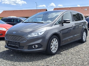 Ford S Max. An 2017. Euro 6. Motor 2,0 Diesel. 150 cai. Cutie viteze automată. - imagine 2