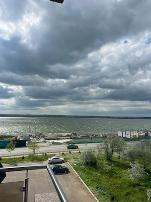 DE VÂNZARE APARTAMENT 3 camere zona cluburi Mamaia - imagine 8