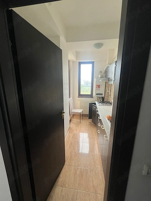DE VÂNZARE APARTAMENT 3 camere zona cluburi Mamaia - imagine 14