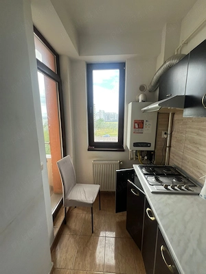 DE VÂNZARE APARTAMENT 3 camere zona cluburi Mamaia - imagine 15