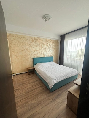 DE VÂNZARE APARTAMENT 2 camere zona cluburi Mamaia - imagine 11