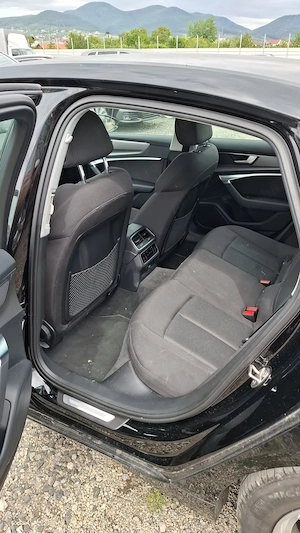 Vând autoturism Audi A6 hibrid 2019 - imagine 8
