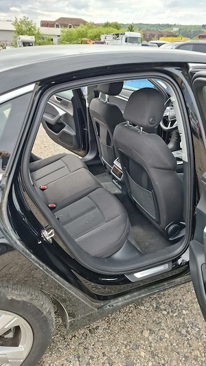Vând autoturism Audi A6 hibrid 2019 - imagine 9