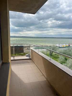 DE VÂNZARE APARTAMENT 3 camere zona cluburi Mamaia - imagine 11