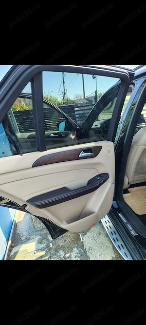 Mercedes-Benz GLE 350 d 4MATIC AMG  - imagine 9