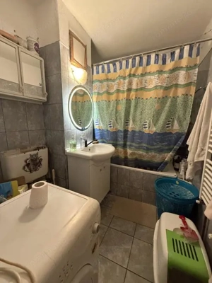 Apartament cu 2 camere, decomandat, 50 mp utili, etaj 3 - Soarelui - imagine 4