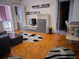 Direct Proprietar Inchiriez Apartament 2 camere Zona Dorobantilor   Barnutiu Centrala Proprie