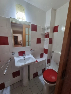 Vanzare apartament 3 camere, 2 bai, bloc 1985, langa metrou Titan, IOR - imagine 5