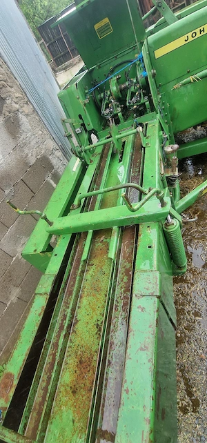 Presa John Deere 342A - imagine 4