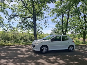 Peugeot 206+ an 2009 înmatriculat Ro 