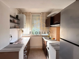Apartament cu 3 camere, decomandat, 450 euro/ Calea Lipovei, Tm - imagine 12