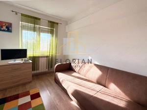 Apartament cu 3 camere, decomandat, 450 euro/ Calea Lipovei, Tm - imagine 4