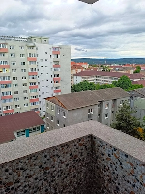 Vând apartament 3 camere  - imagine 3