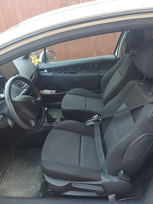 Vand Peugeot 207 coupe 1.4 hdi  - imagine 4