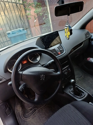 Vand Peugeot 207 coupe 1.4 hdi  - imagine 5
