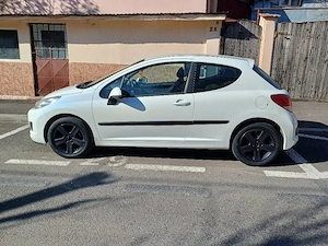 Vand Peugeot 207 coupe 1.4 hdi  - imagine 3