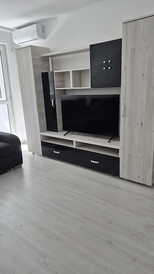 inchiriez ap doua camere cf1