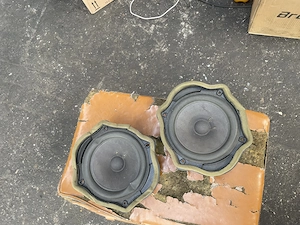 Amplificare subwoofer radio cd Mazda 3 - imagine 3