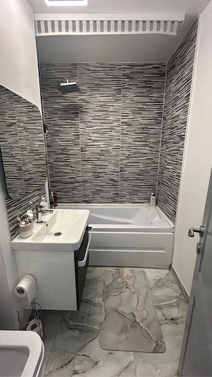 Inchiriere apartament cu 3 camere+loc de parcare. - imagine 4