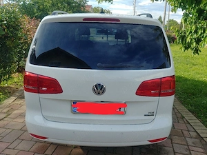 Volkswagen Touran 1,6TDI; 2012 automat